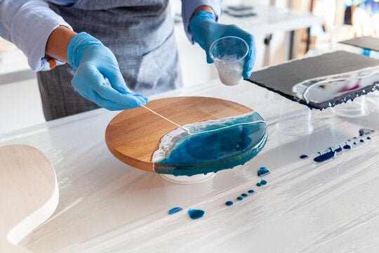 Resin Art For Beginners: Learn How to Make Your Own Resin Art