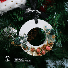 CHRISTMAS SPECIAL | Christmas Scented Wreath - Concrete Everything